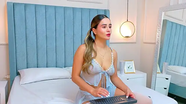 Snapshot of Serena-Virelli chatting on 06/05/26, 10:10 Serena-Virelli online show from 06/05/26, 10:10