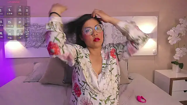 anastasiagreymist  online show from 05/17/26, 03:04