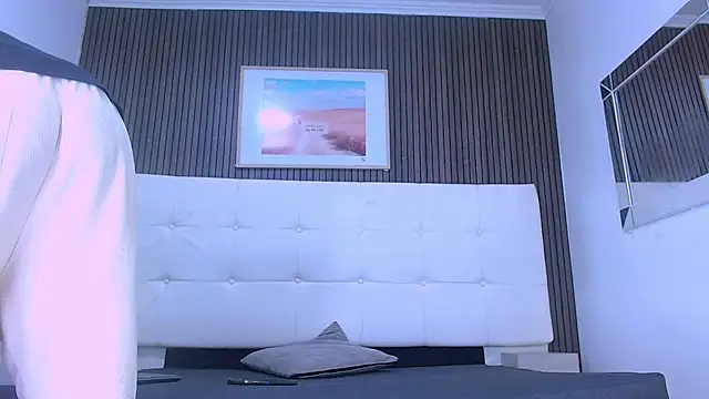 Snapshot of Dilan_Hall chatting on 06/04/26, 03:40 Dilan Hall online show from 06/04/26, 03:40