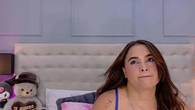 DulceeGarcia online show from 07/09/26, 03:43