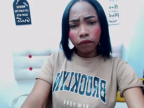 whitneynaugthyxxxx online show from 05/23/26, 01:48