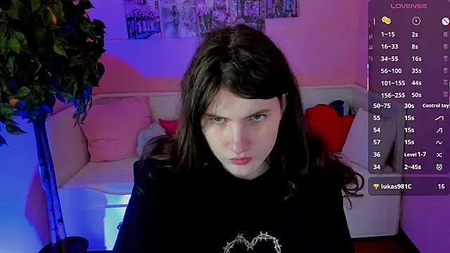 Gigi myav online show from 05/22/26, 03:28