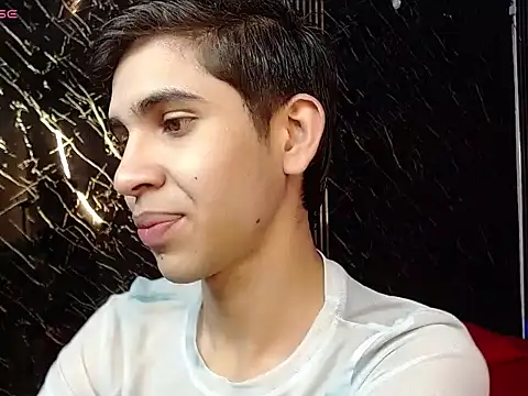 joshua saenz  online show from 06/01/26, 11:06