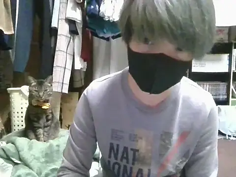 Snapshot of kazupan22 chatting on 06/09/26, 02:28 kazupan22 online show from 06/09/26, 02:28