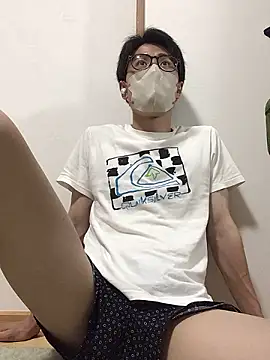 Snapshot of h_japmen chatting on 06/17/26, 02:29 h japmen online show from 06/17/26, 02:29