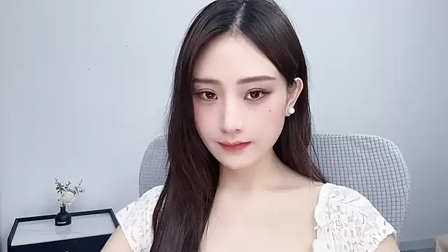 Snapshot of _222Mia chatting on 05/24/26, 06:29 222Mia online show from 05/24/26, 06:29