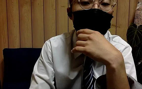 Snapshot of swonpark chatting on 05/24/26, 12:21 swonpark online show from 05/24/26, 12:21