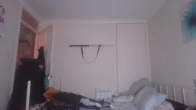 LouiseLovell online show from 05/29/26, 08:18