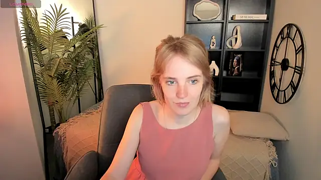 IrmaRonn online show from 07/08/26, 10:31