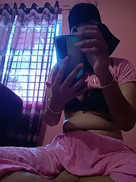 Snapshot of Nilpori2 chatting on 06/04/26, 02:39 Nilpori2 online show from 06/04/26, 02:39