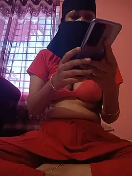 Snapshot of Nilpori2 chatting on 06/07/26, 01:43 Nilpori2 online show from 06/07/26, 01:43
