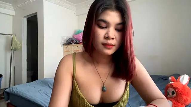 Snapshot of BellaVonarx chatting on 05/30/26, 05:26 BellaVonarx online show from 05/30/26, 05:26