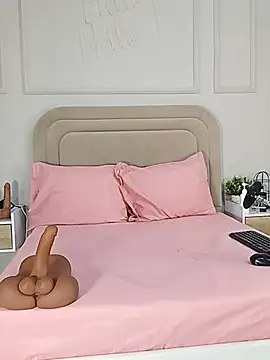 Liastarkk online show from 07/03/26, 12:00