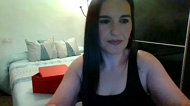 aurasensual69 online show from 06/05/26, 01:56