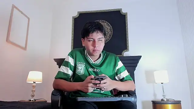  maximo 1 online show from 06/09/26, 01:34
