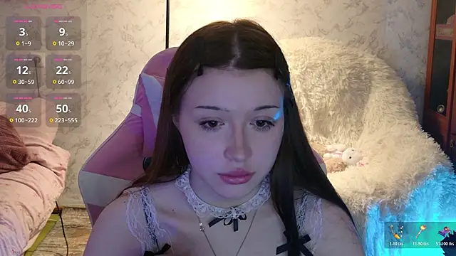 Snapshot of Luvellia chatting on 07/23/26, 10:57 Luvellia online show from 07/23/26, 10:57