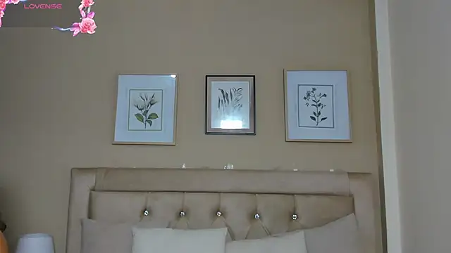 Snapshot of EmilyWinter_ chatting on 06/03/26, 04:56 EmilyWinter online show from 06/03/26, 04:56