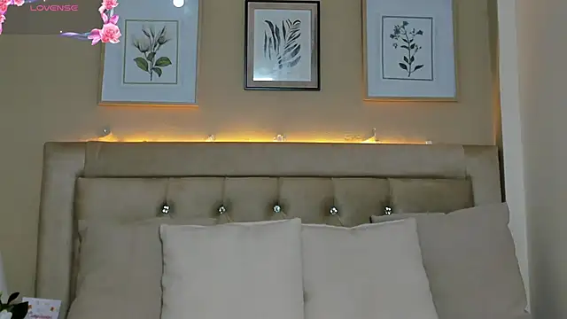 Snapshot of EmilyWinter_ chatting on 06/11/26, 12:14 EmilyWinter online show from 06/11/26, 12:14