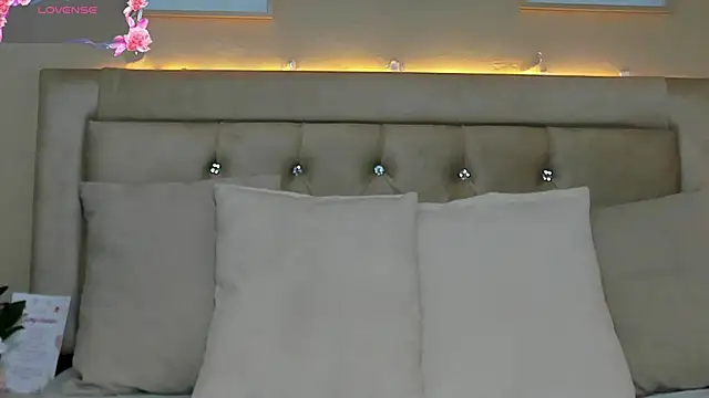 EmilyWinter  online show from 06/15/26, 11:34
