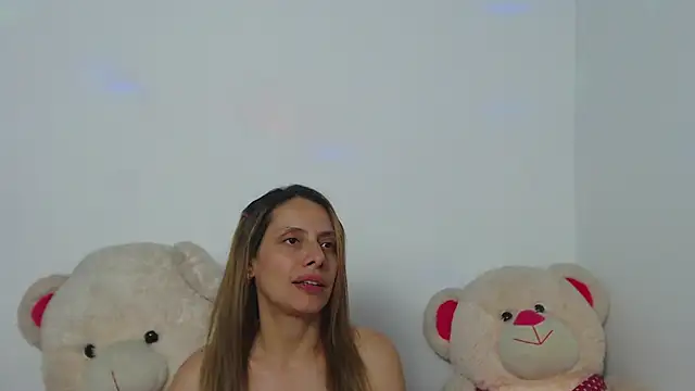 Natalia Dahlia online show from 05/27/26, 01:57