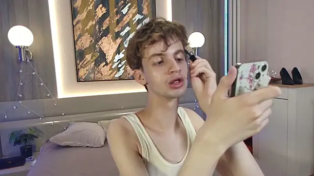 Bimbo boy  online show from 06/27/26, 01:50