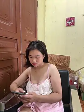Lili 019 online show from 05/31/26, 06:21