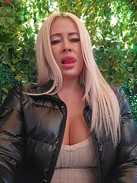 MILFBARBY online show from 11/16/25, 07:47