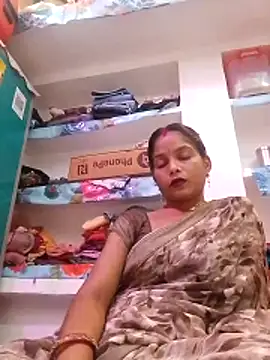 Snapshot of CHANDNi_700 chatting on 06/10/26, 06:34 CHANDNi 700 online show from 06/10/26, 06:34