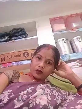 Snapshot of CHANDNi_700 chatting on 07/30/26, 09:52 CHANDNi 700 online show from 07/30/26, 09:52