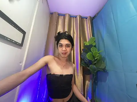 RoseAmarie online show from 07/28/26, 01:10