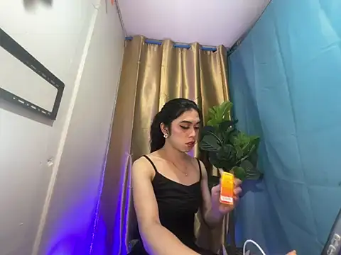 RoseAmarie online show from 07/28/26, 05:01