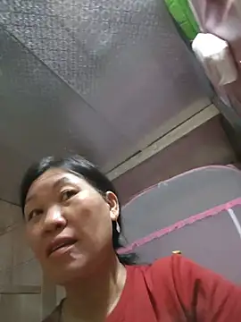 Snapshot of Orio_sexyy chatting on 05/17/26, 02:02 Orio sexyy online show from 05/17/26, 02:02