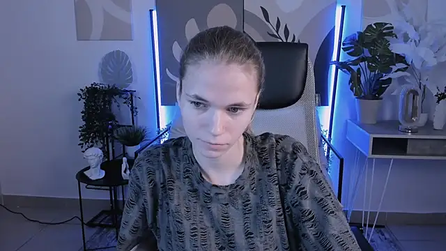 effyfetcher online show from 06/11/26, 05:49