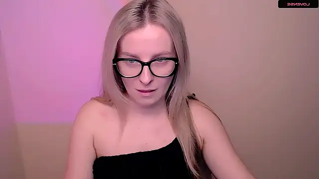 MariaTess  online show from 05/12/26, 03:20