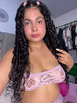 Snapshot of Yassy_11 chatting on 06/16/26, 07:16 Yassy 11 online show from 06/16/26, 07:16