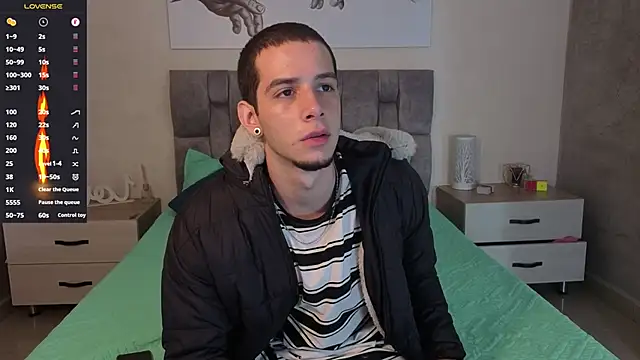 Snapshot of isaacblaze_ chatting on 06/02/26, 03:52 isaacblaze online show from 06/02/26, 03:52