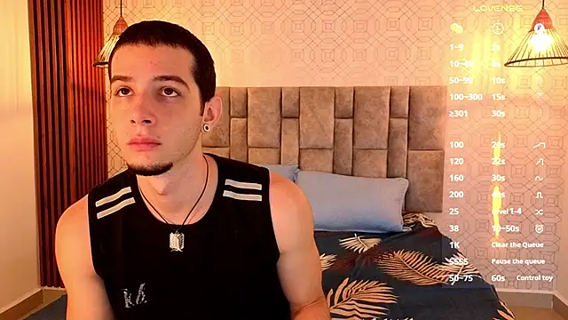 Snapshot of isaacblaze_ chatting on 06/12/26, 04:11 isaacblaze online show from 06/12/26, 04:11