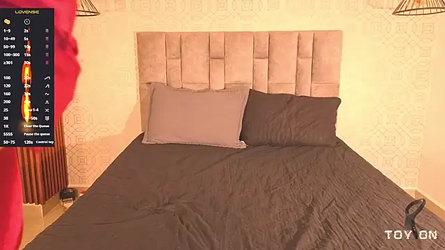 Snapshot of isaacblaze_ chatting on 07/18/26, 03:33 isaacblaze online show from 07/18/26, 03:33