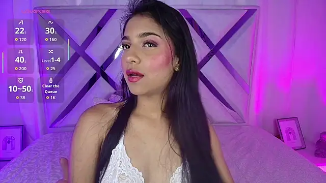Snapshot of thalia_gomez__ chatting on 06/05/26, 08:25 thalia gomez online show from 06/05/26, 08:25