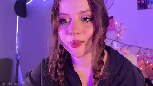 Snapshot of Lil_Belaa chatting on 05/24/26, 01:21 Lil Belaa online show from 05/24/26, 01:21