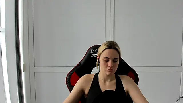 Emma starrs  online show from 07/14/26, 11:49