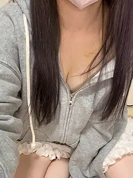luna sleepy online show from 06/13/26, 01:42