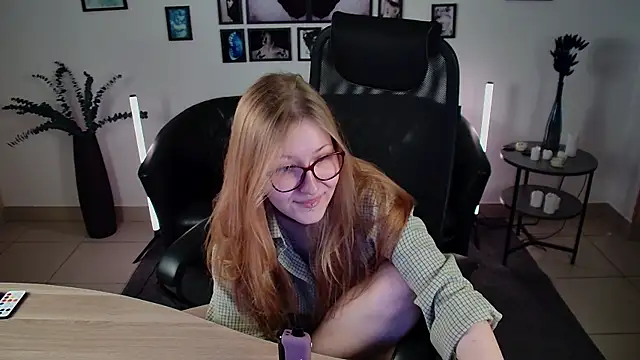 lanafitch online show from 07/07/26, 11:03