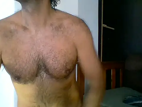 Snapshot of perrolobo78 chatting on 05/21/26, 05:20 perrolobo78 online show from 05/21/26, 05:20