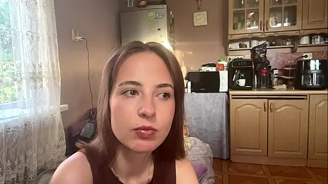 Snapshot of DaphneAmor chatting on 05/19/26, 05:08 DaphneAmor online show from 05/19/26, 05:08