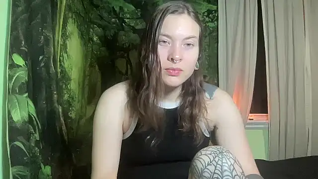 mo0ngoddess online show from 11/19/25, 02:55