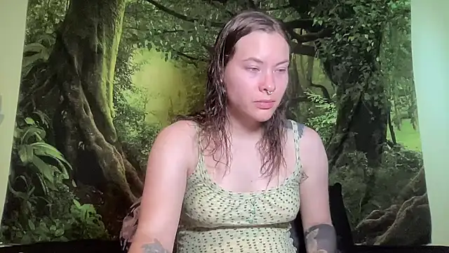 mo0ngoddess online show from 07/10/26, 02:16