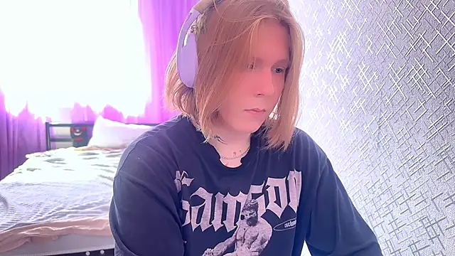 Snapshot of Hirtay chatting on 06/11/26, 12:47 Hirtay online show from 06/11/26, 12:47