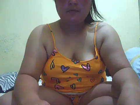 Snapshot of xsweetlover69x chatting on 05/31/26, 08:43 xsweetlover69x online show from 05/31/26, 08:43
