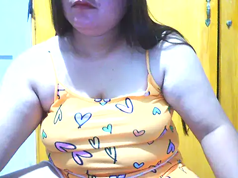 Snapshot of xsweetlover69x chatting on 06/03/26, 08:03 xsweetlover69x online show from 06/03/26, 08:03